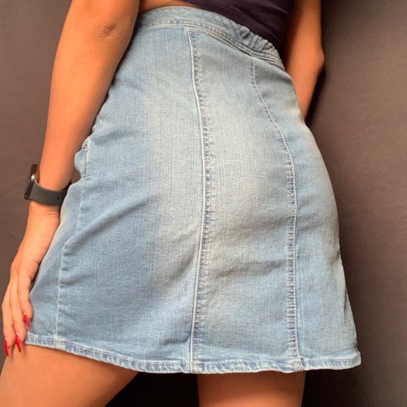 Jean skirt - Picture 2 of 3